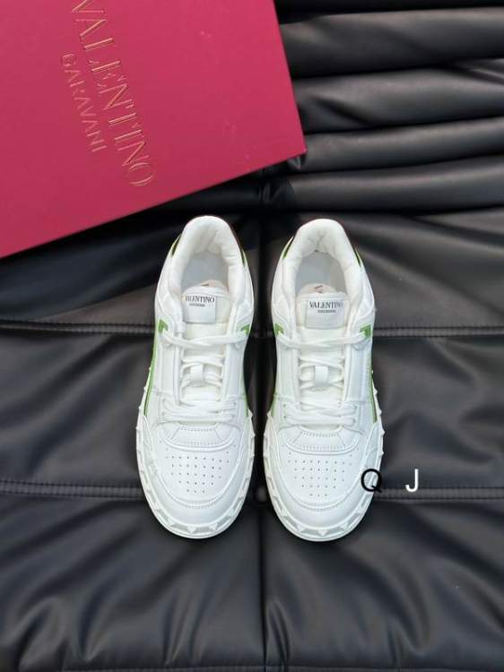 Picture of Valentino Shoes _SKUValentinosz35-45J100120030